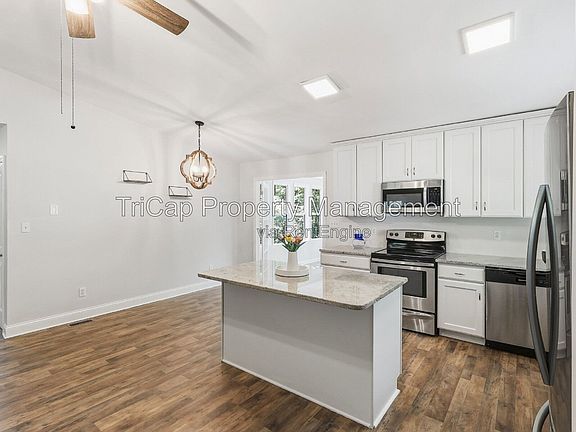 5th image of 7501 Post Oak Rd