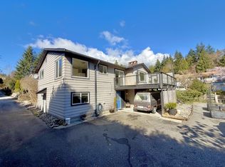 682 Crucil Rd, Gibsons, BC V0N 1V9