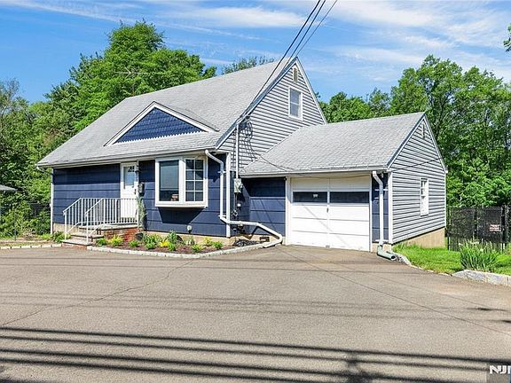 2nd image of 497 Tappan Rd