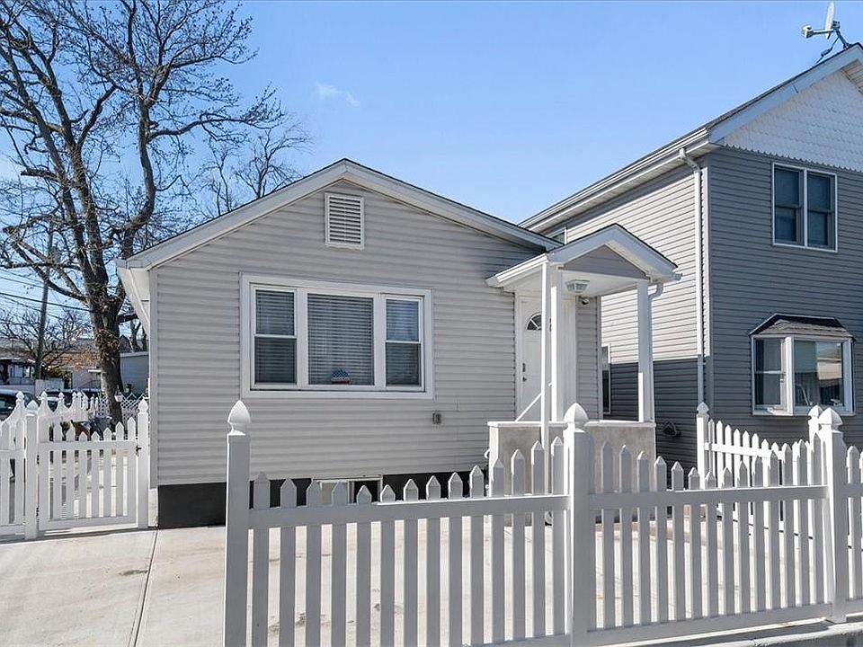 1st image of 114 Edgewater Park #114C