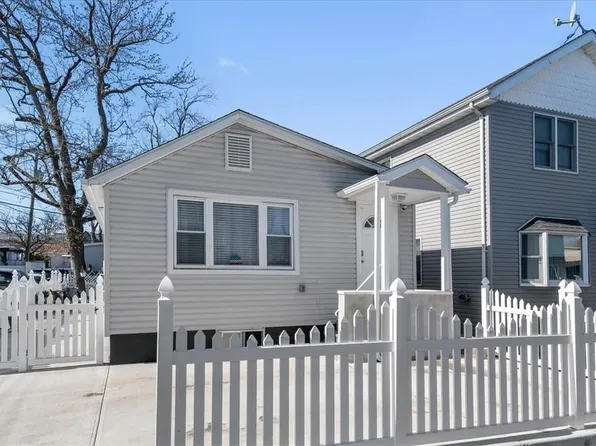 114 Edgewater Park #114C, Bronx, NY 10465
