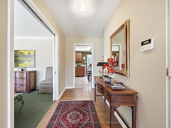 3rd image of 68 Corkstown Rd
