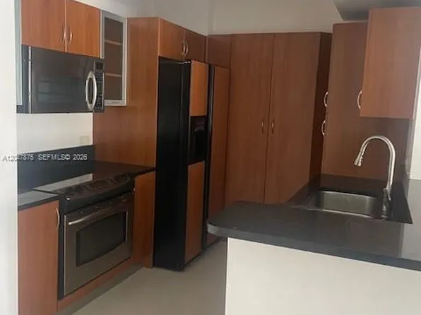 2775 NE 187th St APT 524, Aventura, FL 33180