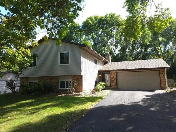 12273 Jack Pine Trl, Eden Prairie, MN 55347