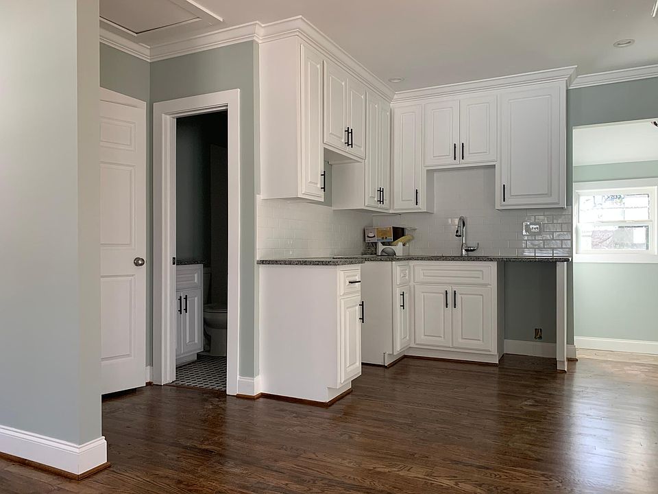 1st image of 10 Traynham Ave #8-12