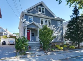 17 Templeton Pkwy #1, Watertown, MA 02472