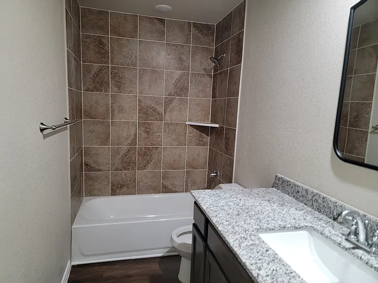 507 Stringer St #B — Photo 6