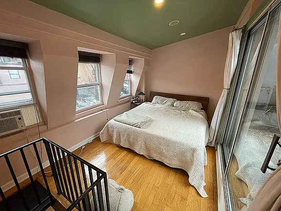 5th image of 182 Union St #1A