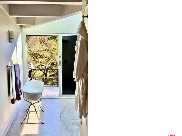 19562 Cave Way — Photo 13