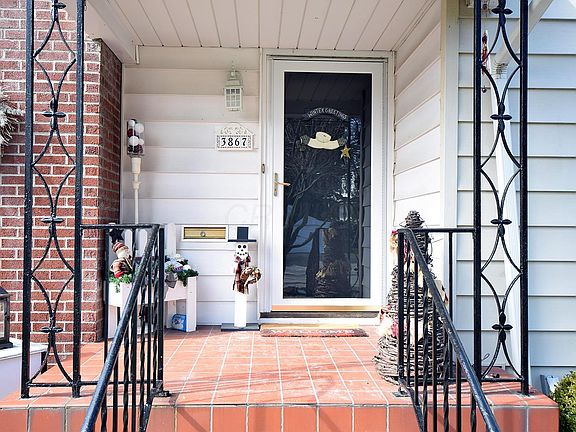 3rd image of 3867 Glenna Ave