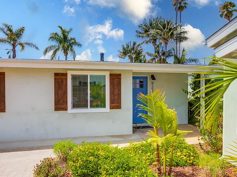 922 Palm Ave #922 — Photo 38