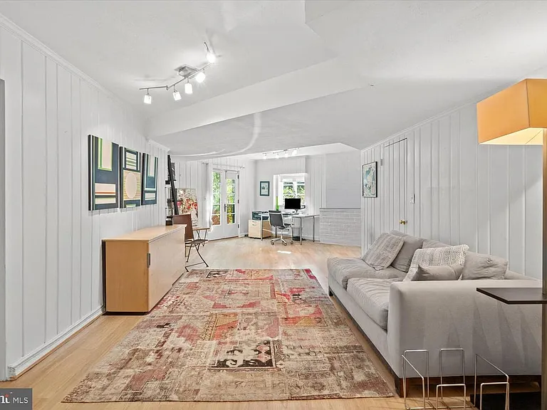 4838 Broad Branch Rd NW — Photo 21