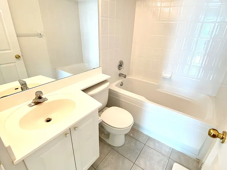 8 Hillcrest Ave #2101 — Photo 21