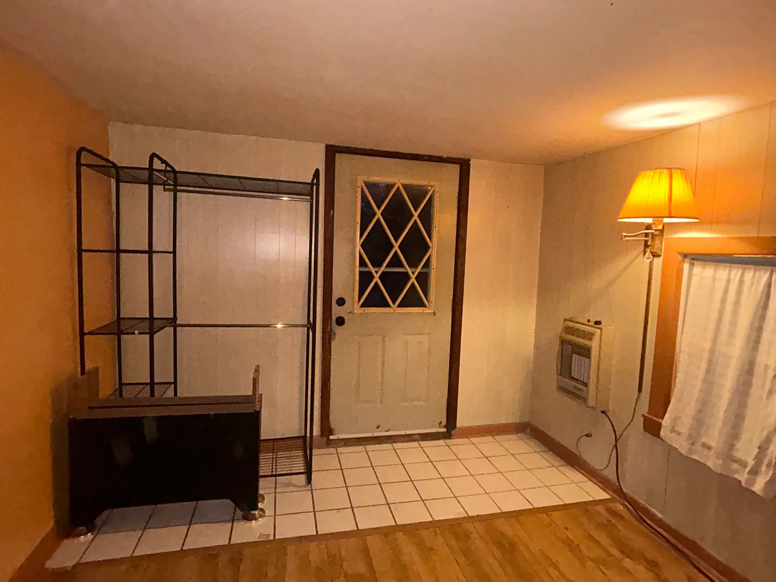 3 bed, 1500 sqft, $1,200 — Photo 2