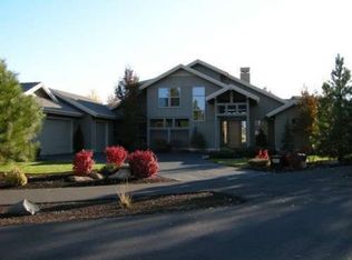 19274 Green Lakes Loop, Bend, OR 97702