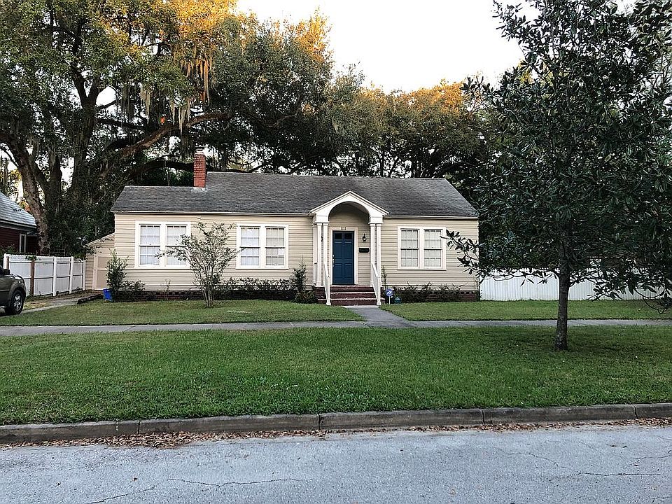 1st image of 1111 S Magnolia Ave