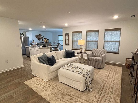 4th image of 14179 Spearfish Dr