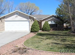 3030 1/2 N Moorland Cir, Grand Junction, CO 81504