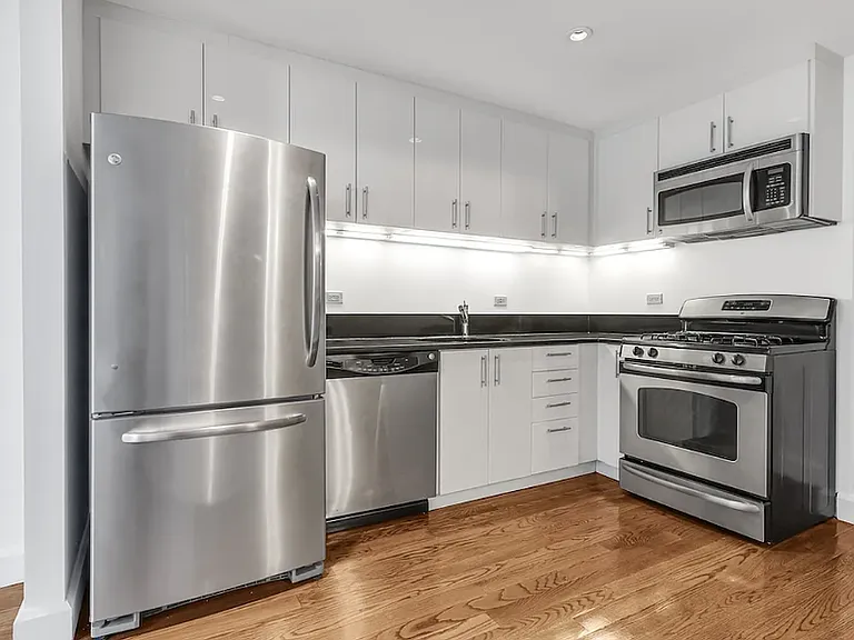 225 Schermerhorn St #17E — Photo 16