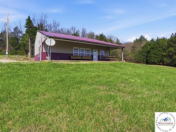 2nd image of 21756 Flippin Rd