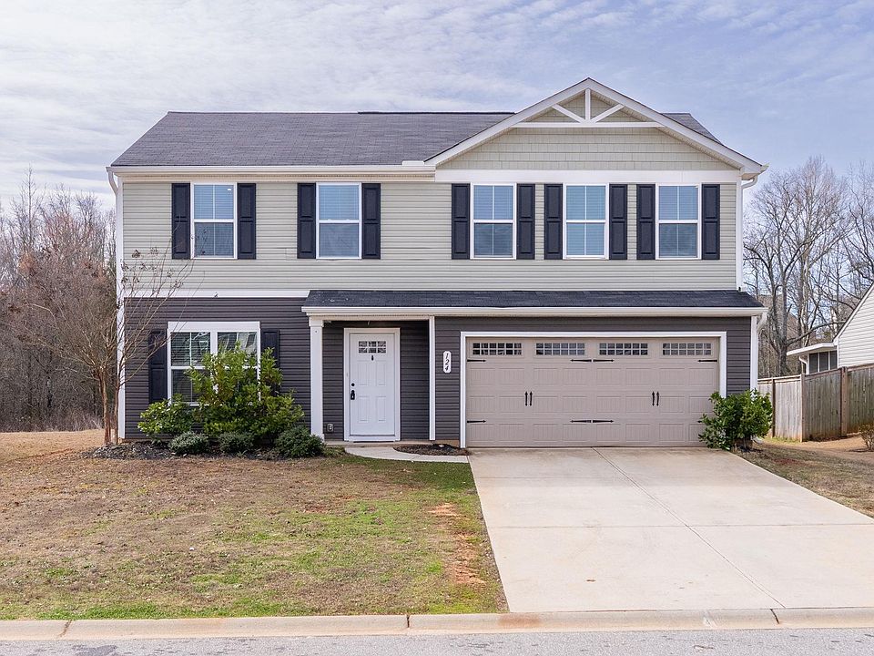 1st image of 124 Barrington Creek Rd