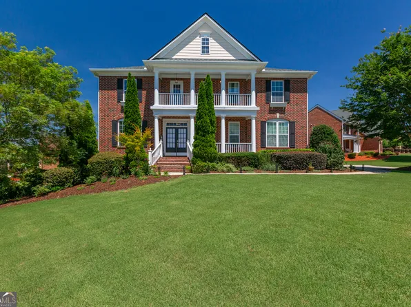 102 Keswick Manor Dr, Tyrone, GA 30290