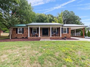 1310 Vickie Ln, Matthews, NC 28104