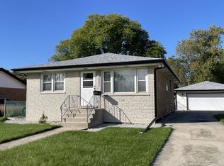 10336 Leslie Ln, Chicago Ridge, IL 60415