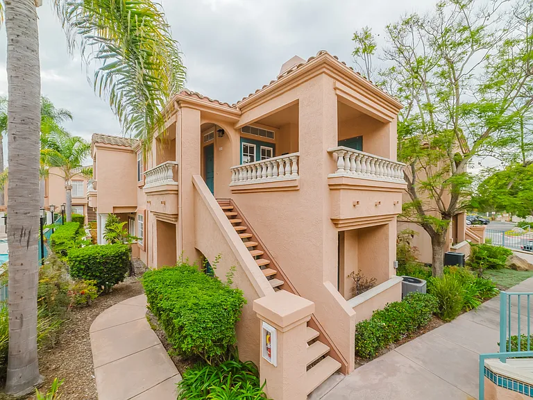 3547 Cameo Dr #31 — Photo 1