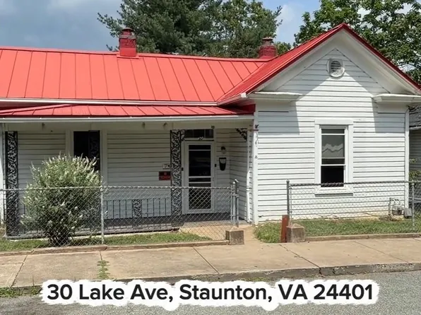 30 Lake Ave, Staunton, VA 24401
