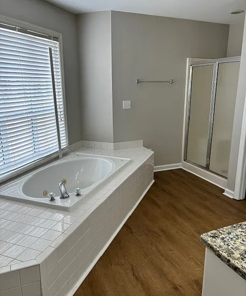 master bath whirlpool tub