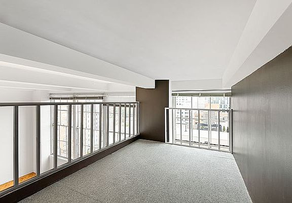 5th image of 111 4th Ave APT 9J