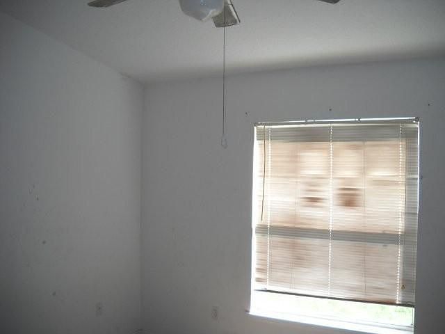 1st image of 305 Willow St