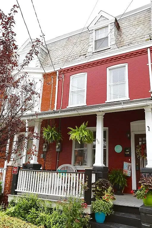 4 bed, 1800 sqft, $1,800 — Photo 1