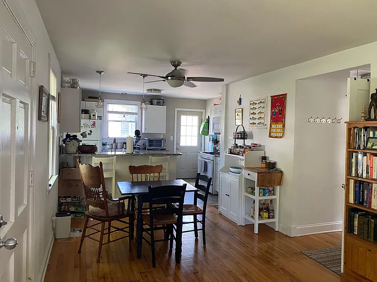 210 Meade Ave — Photo 13