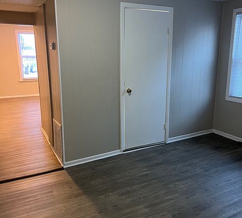 5th image of 1168 S East Ave #3