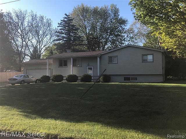 1st image of 2488 Meadowbrook Ln