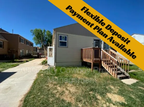 1218 E Flint St, Laramie, WY 82072