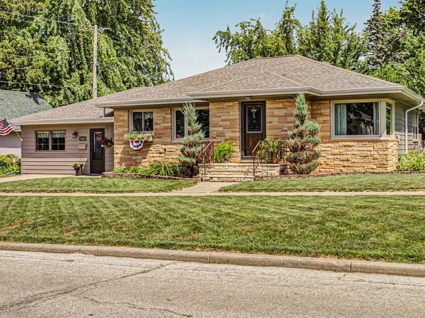 1023 3rd St, Boone, IA 50036