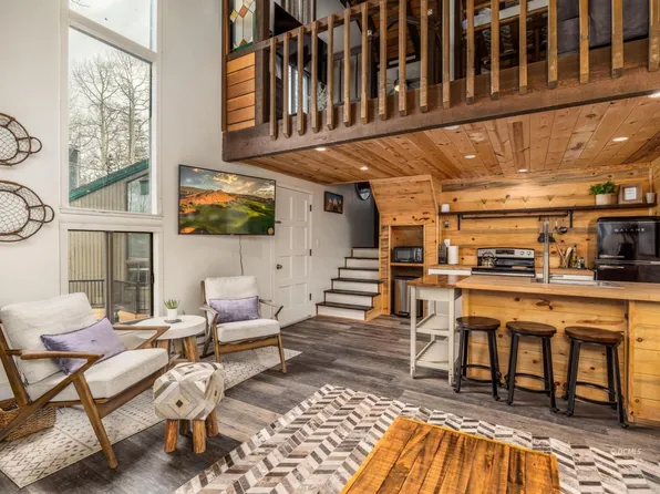 241 N Highway 143 #4B, Brian Head, UT 84719