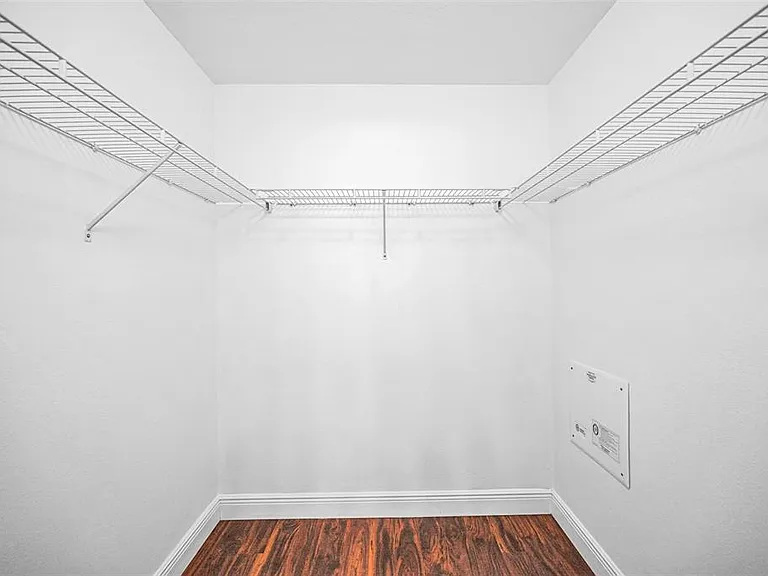 17029 Torvest Ct — Photo 23
