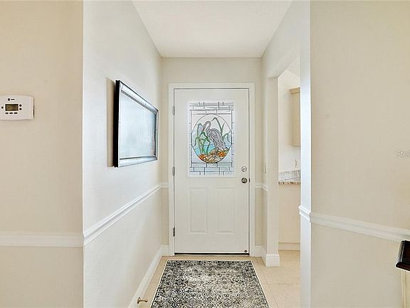 4th image of 609 Statesburg St