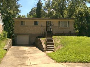 463 Ballyclare Ter, Cincinnati, OH 45240