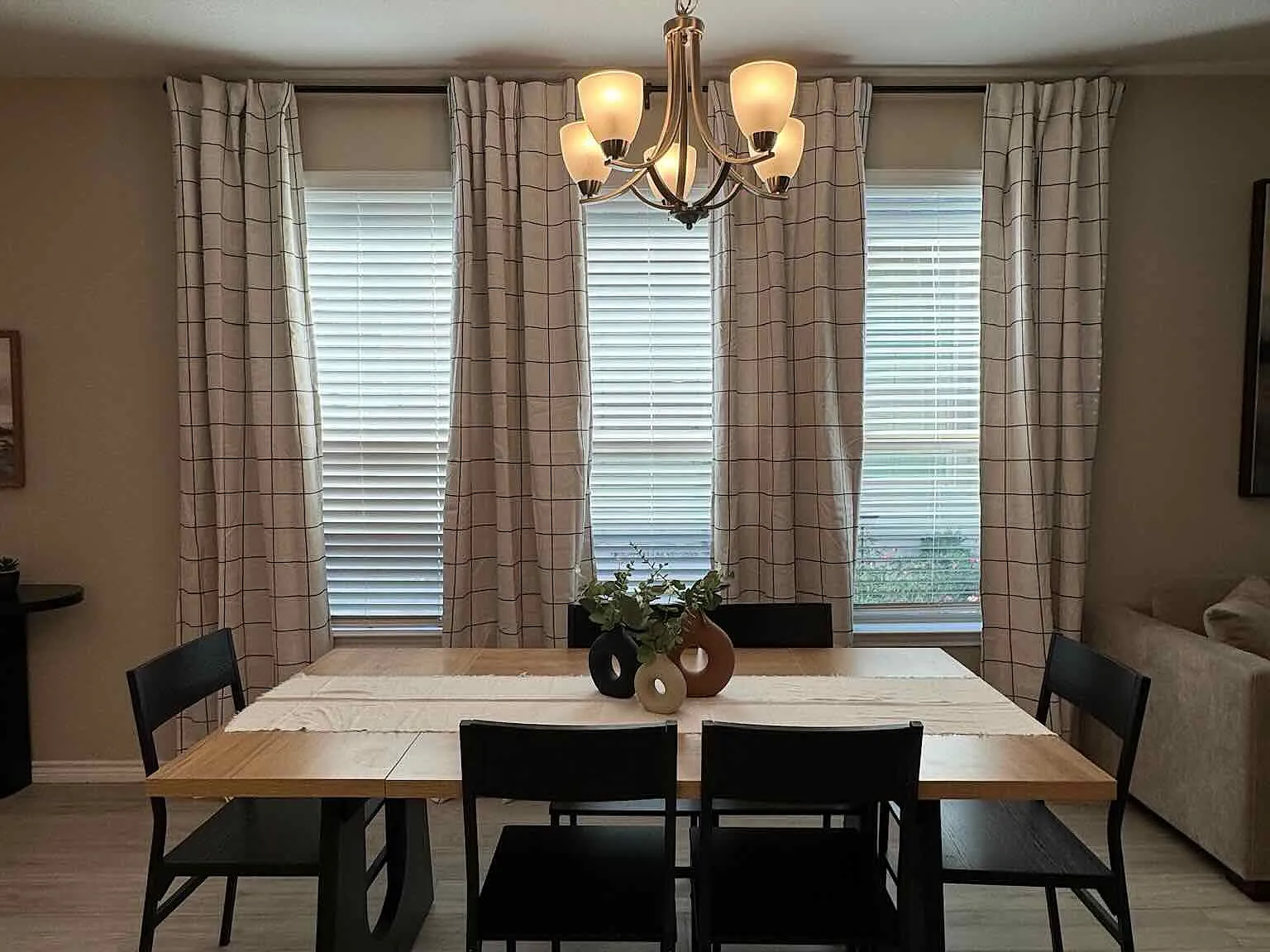 3 bed, 1398 sqft, $4,750 — Photo 2