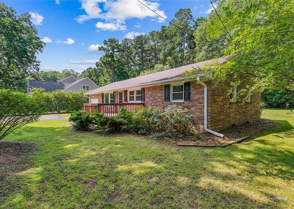 205 Old Lakeside Dr, Yorktown, VA 23692 Zillow