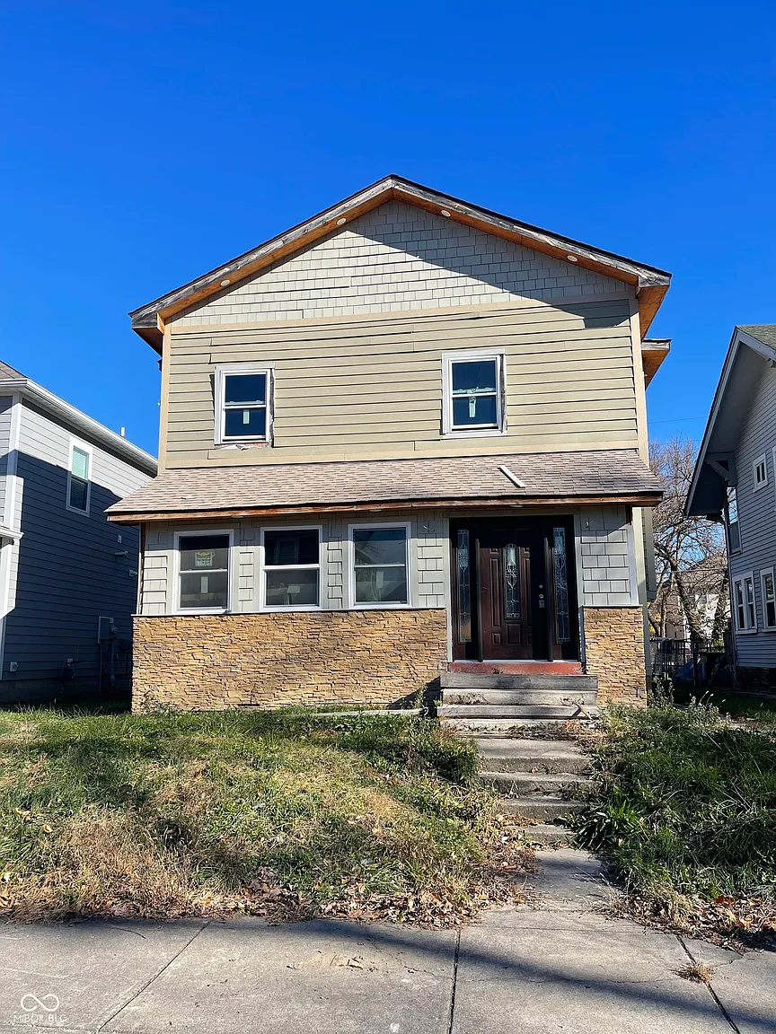 3111 Broadway St photo 1