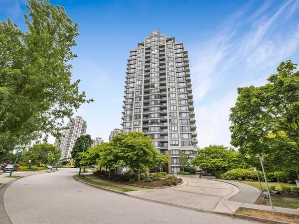 7325 Arcola St #503, Burnaby, BC V5E 0A8