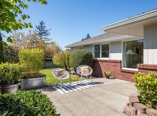 102 NW 125th St, Seattle, WA 98177