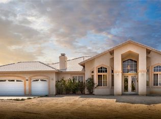 10030 Sierra Vista Rd, Phelan, CA 92371