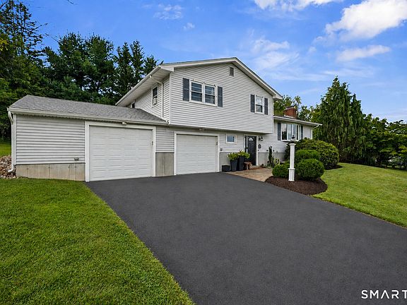 2nd image of 12 Farm Hill Road